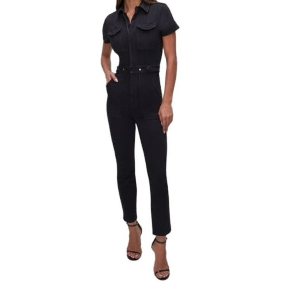 Good American black fit for success jumpsuit size S, would say it fits sizes 2/4